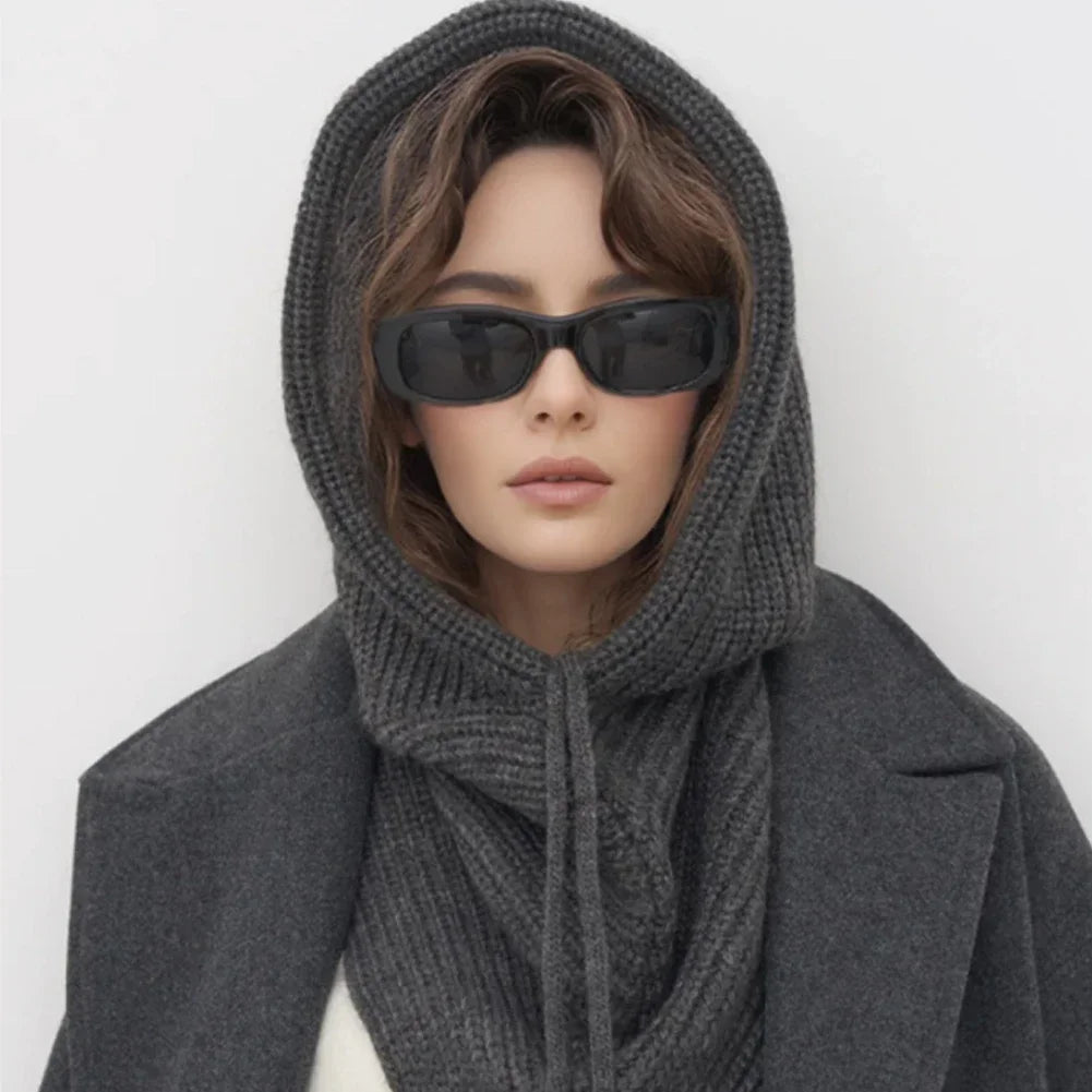 Bonnet-Balaclava Tricoté Avec Écharpe Intégrée pour Femme