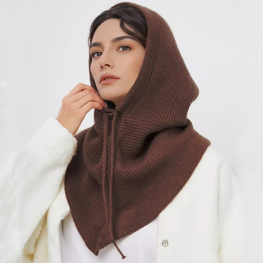 Bonnet-Balaclava Tricoté Avec Écharpe Intégrée pour Femme