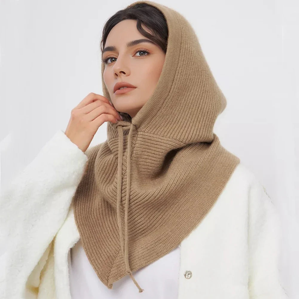 Bonnet-Balaclava Tricoté Avec Écharpe Intégrée pour Femme