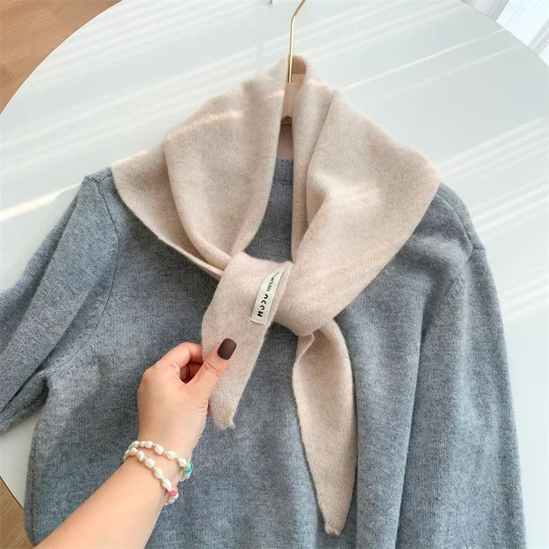 Écharpe Triangle Tricotée en Laine pour Femme