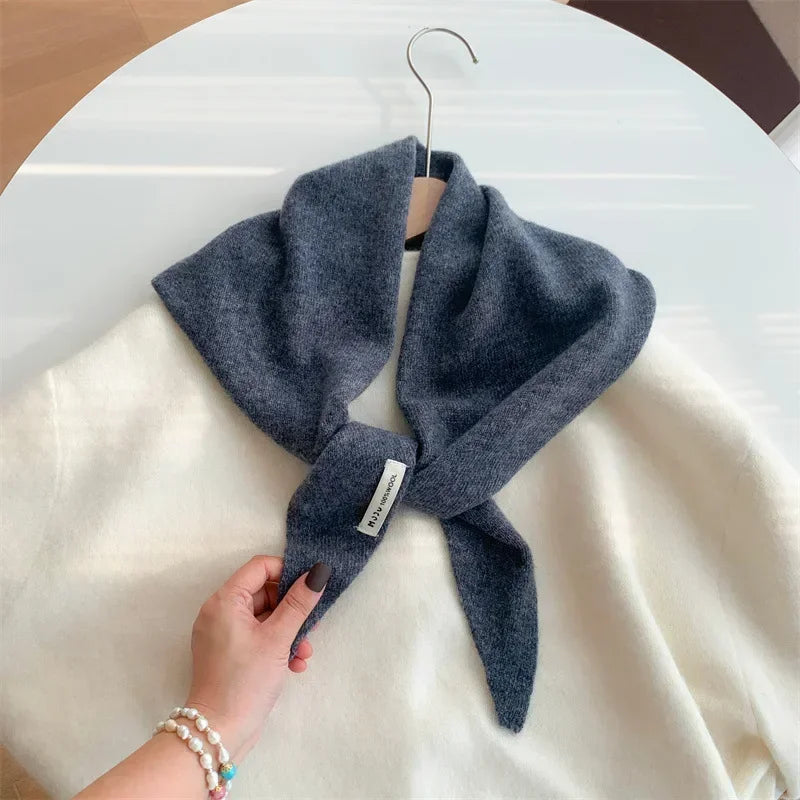 Écharpe Triangle Tricotée en Laine pour Femme