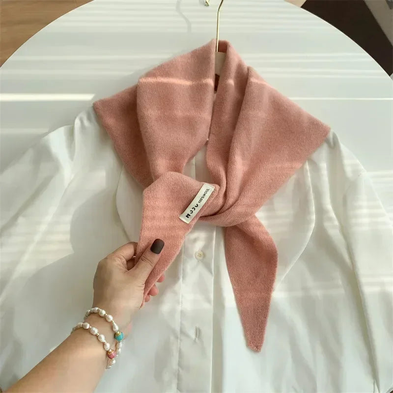 Écharpe Triangle Tricotée en Laine pour Femme