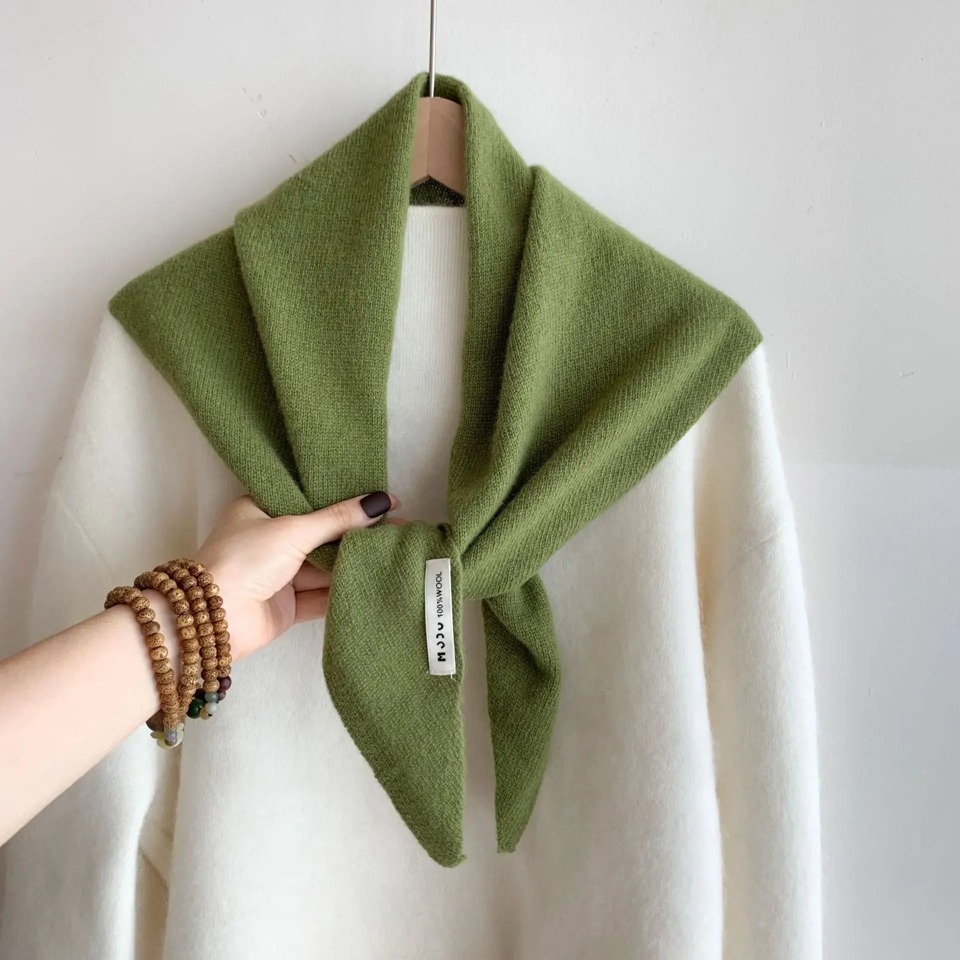 Écharpe Triangle Tricotée en Laine pour Femme