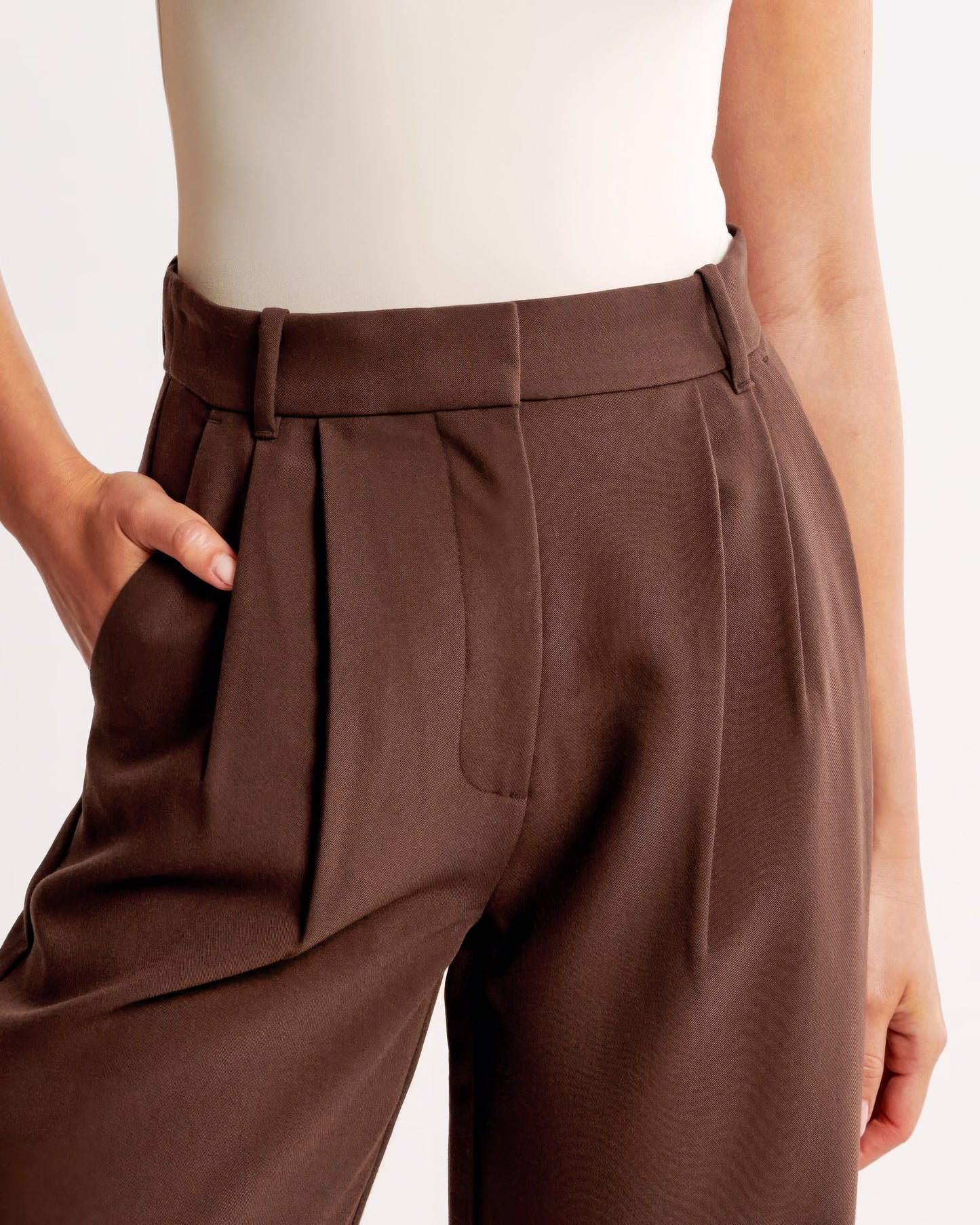 Pantalon large élégant et confortable à taille haute