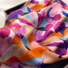 Foulard Carré Graffiti en Polyester 70×70 cm